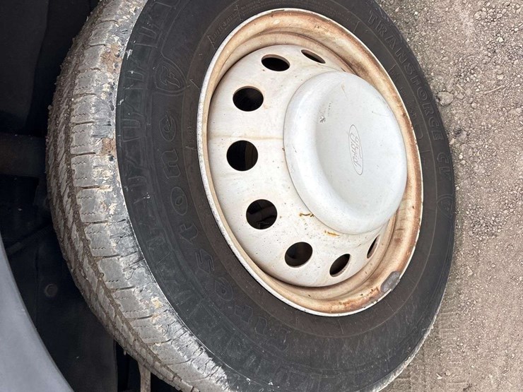 2016-ford-transit-image-23