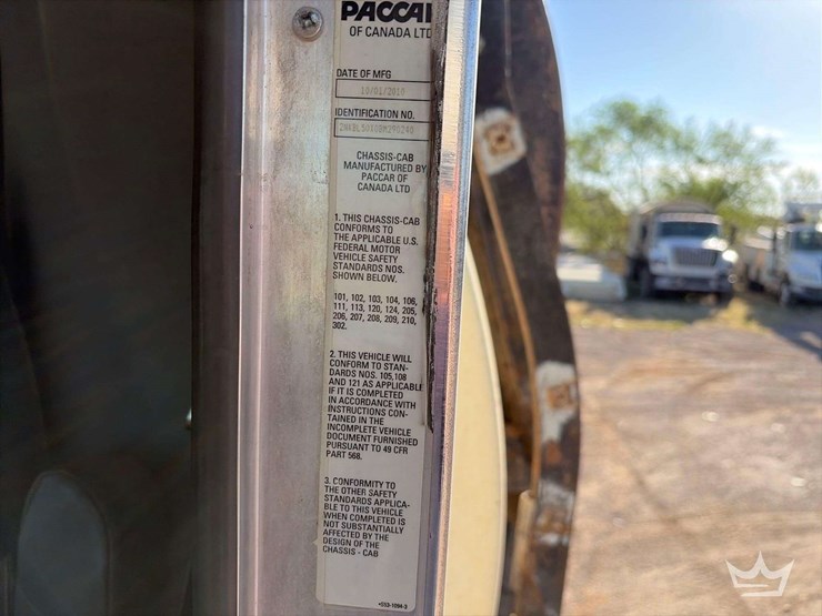 2011-kenworth-t400-image-14