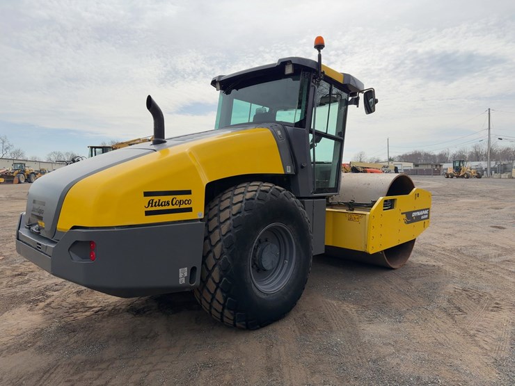 2017-dynapac-ca3500d-image-5