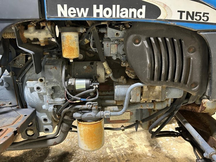 new-holland-tn55-image-11