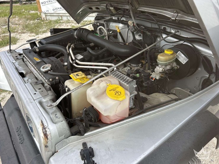 2003-jeep-wrangler-image-8