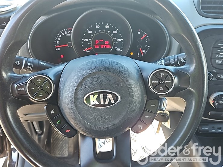 2014-kia-soul-image-17