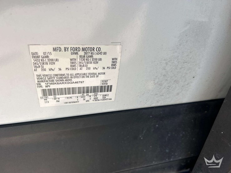 2016-ford-explorer-image-5