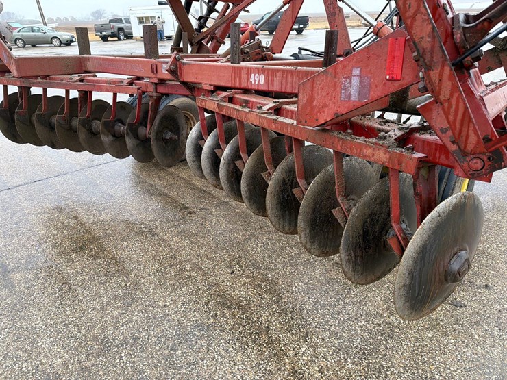 international-490-image-24