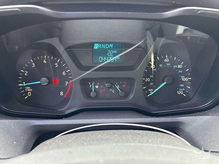 2017-ford-transit-image-13