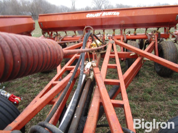 crustbuster-30'-hoe-drill-image-12