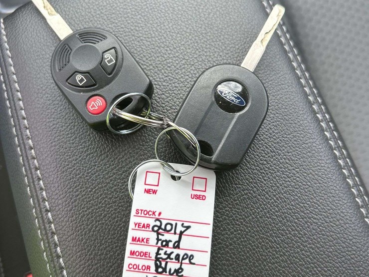 2017-ford-escape-image-31