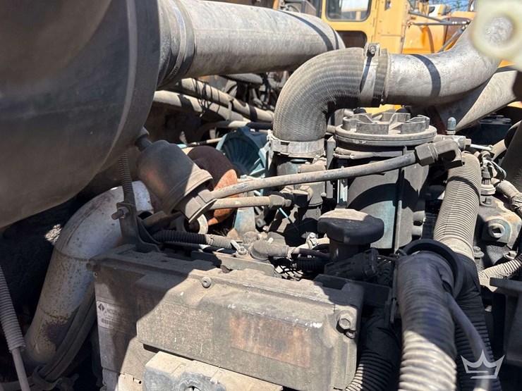 2001-international-2001-image-17