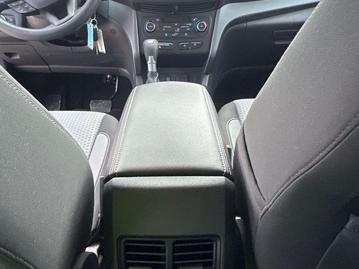 2017-ford-escape-image-22