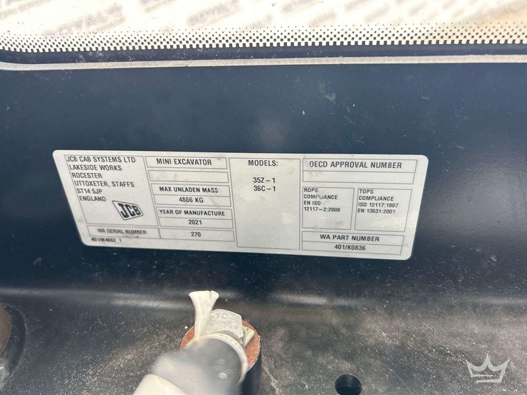 2021-jcb-35z-1-image-29