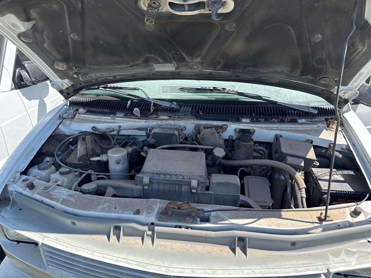 2000-chevrolet-astro-image-11