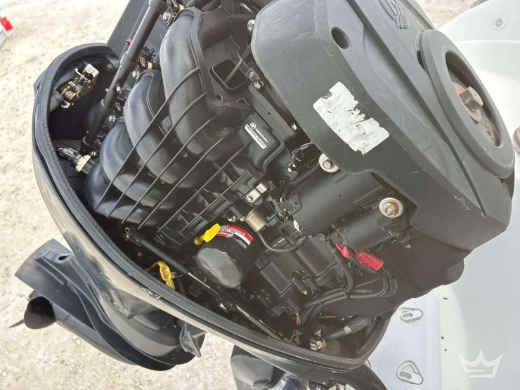 2020-23-ft.-godfrey-marine-hurricane-boat-with-26ft-t/a-boat-trailer-.-image-7