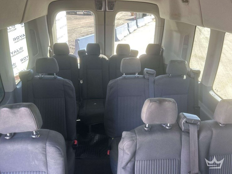 2016-ford-transit-image-20