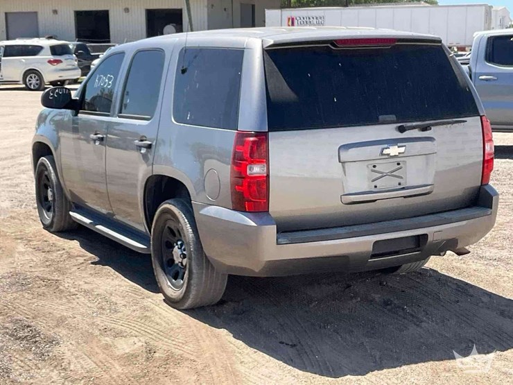 2009-chevrolet-tahoe-image-4