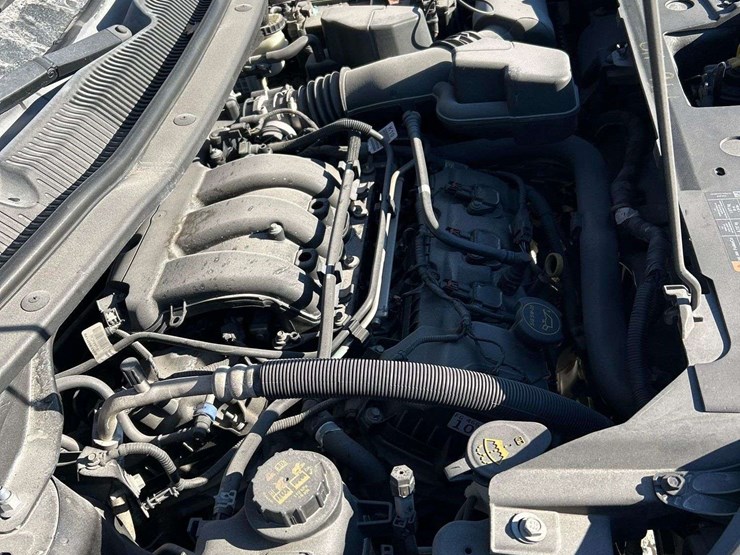 2016-ford-escape-image-8