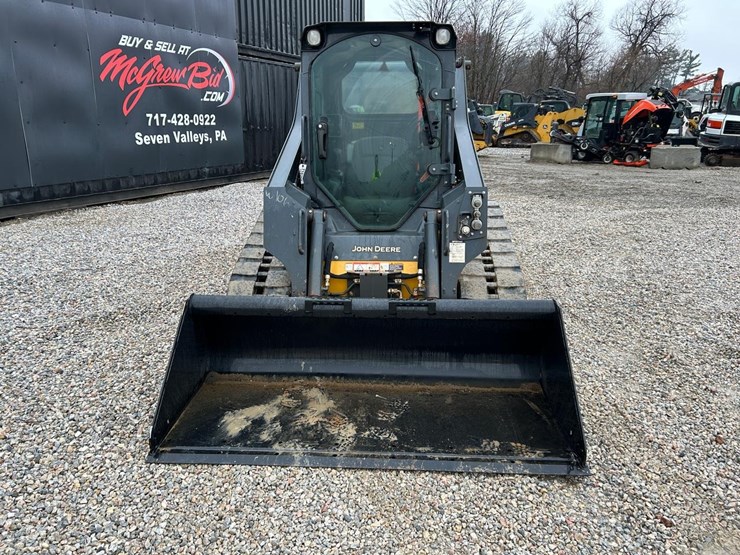 2021-deere-317g-image-7