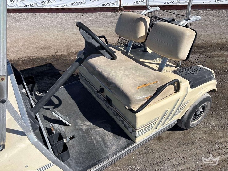 2002-ezgo-electric-cart-image-7