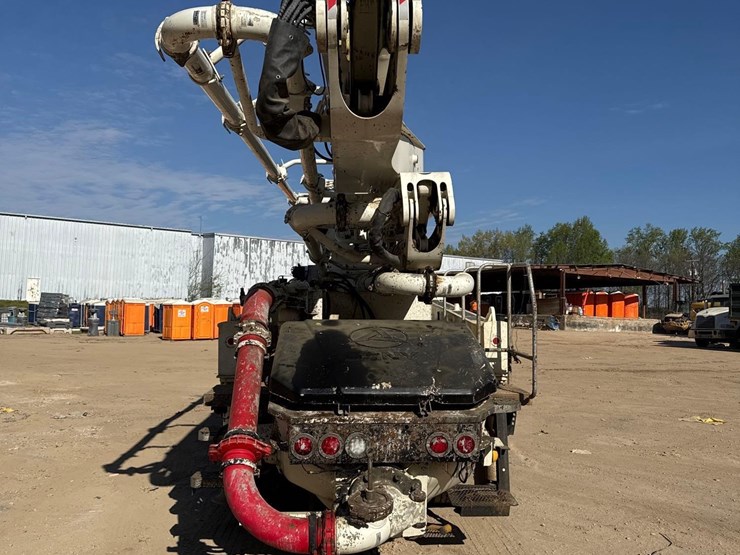 2020-putzmeister/sany-sy38z-200-38m-mounted-on-2020-mack-te64-6x4-concrete-pump-truck-image-17