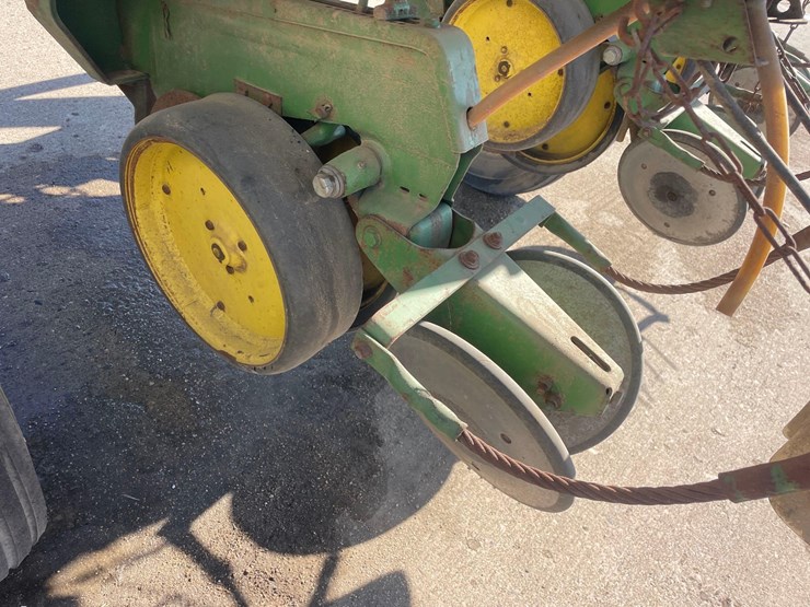 john-deere-7000-image-22