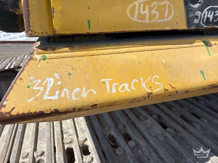 2020-komatsu-pc210-lc-image-25