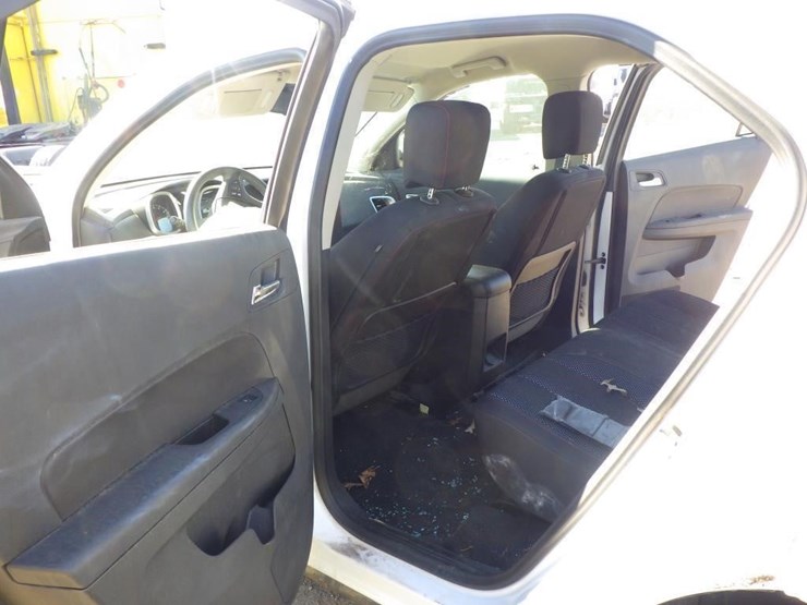 2017-chevrolet-equinox-image-7