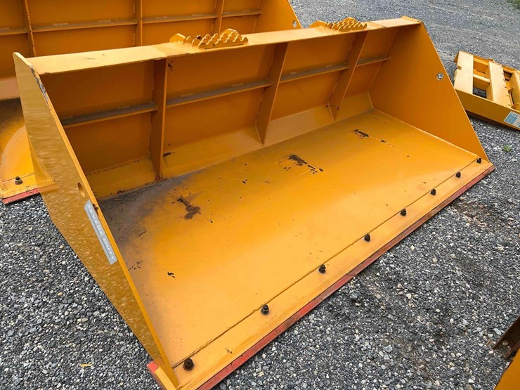 large-bucket-84"-image-4