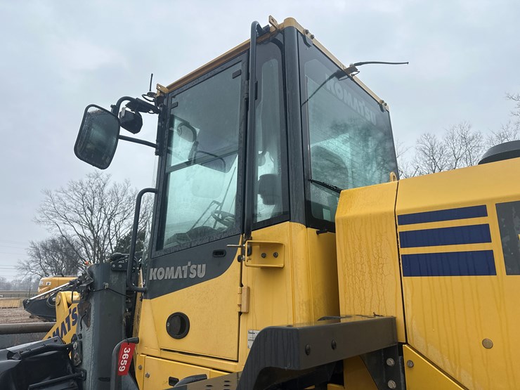 2016-komatsu-wa270-7-image-20