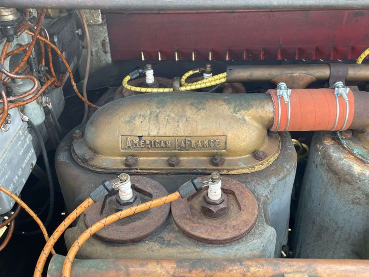 1917-american-la-france-firetruck-image-92