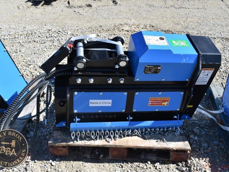 caterpillar-305-image-2