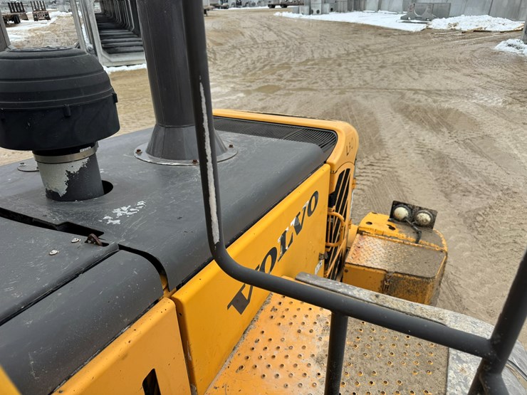 2007-volvo-l120f-image-48