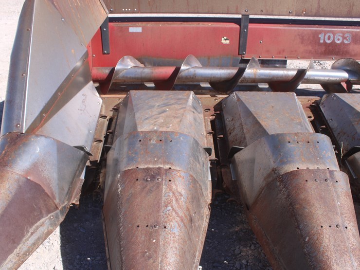case-ih-1063-image-9