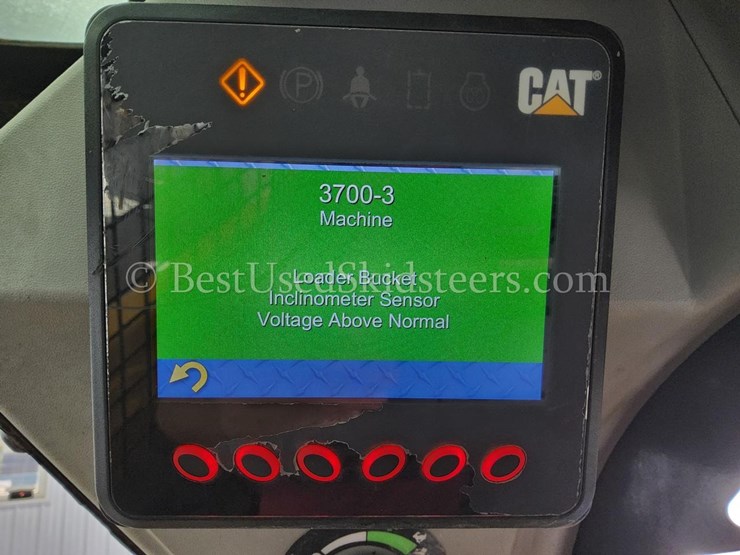 2018-caterpillar-249d-image-31