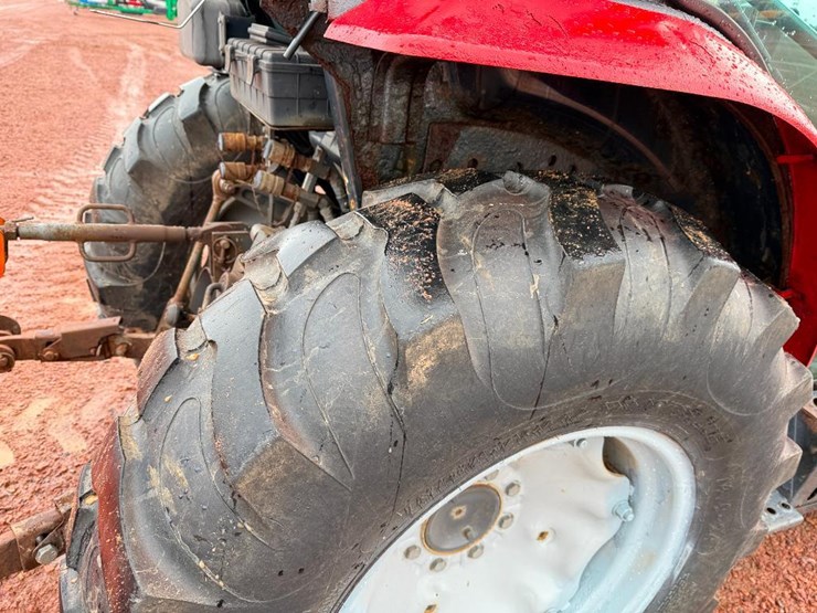 massey-ferguson-1736-image-10