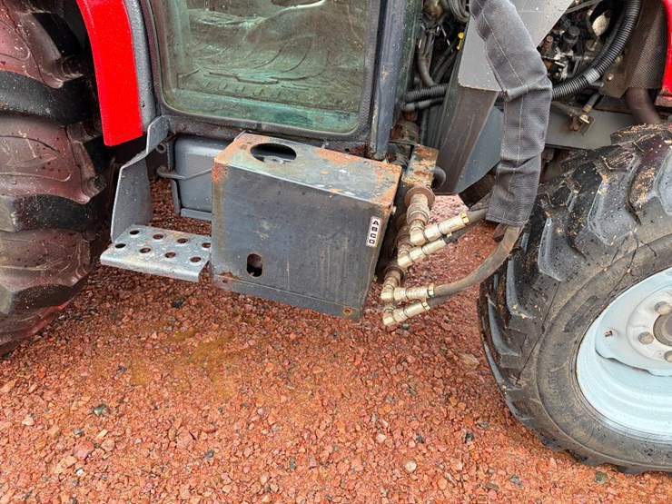 massey-ferguson-1736-image-30