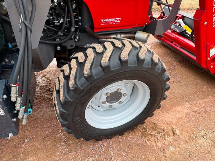 massey-ferguson-1736-image-9