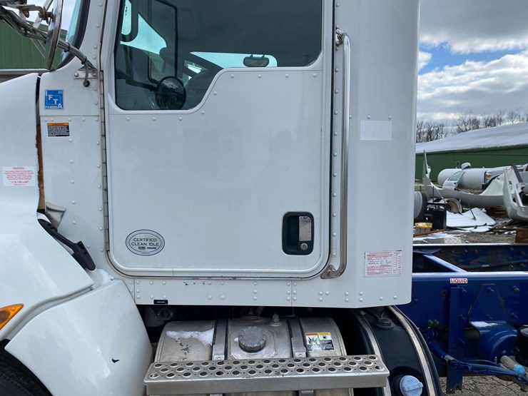 2012-kenworth-t370-image-23