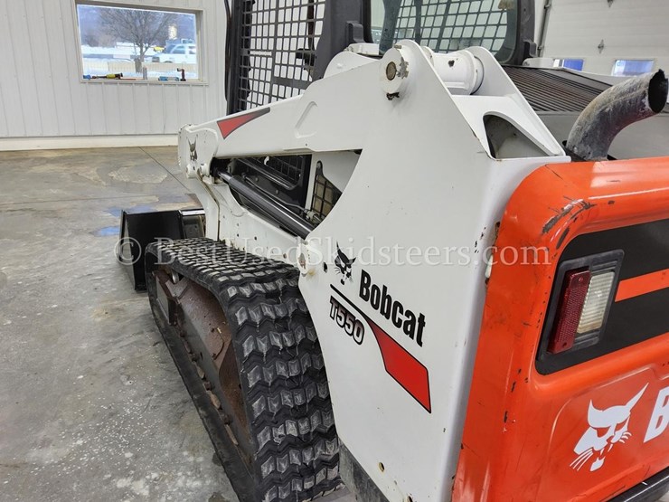2016-bobcat-t550-image-16