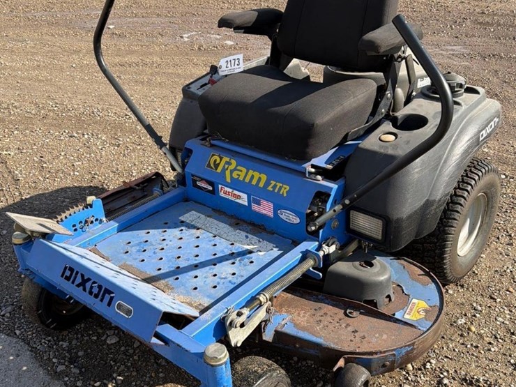 2173---dixon-zero-turn-mower-image-1