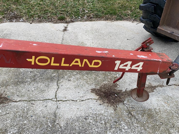 new-holland-144-image-28