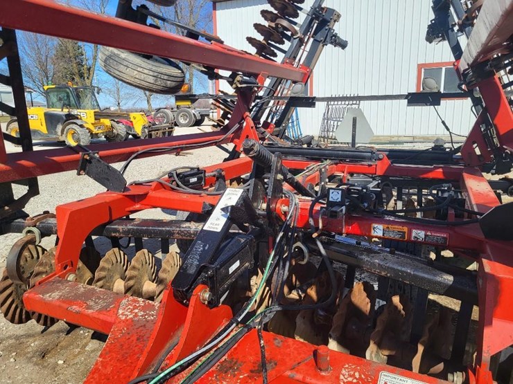 case-ih-true-tandem-330-turbo-image-11