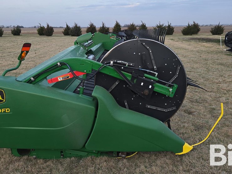 2019-john-deere-740fd-image-4