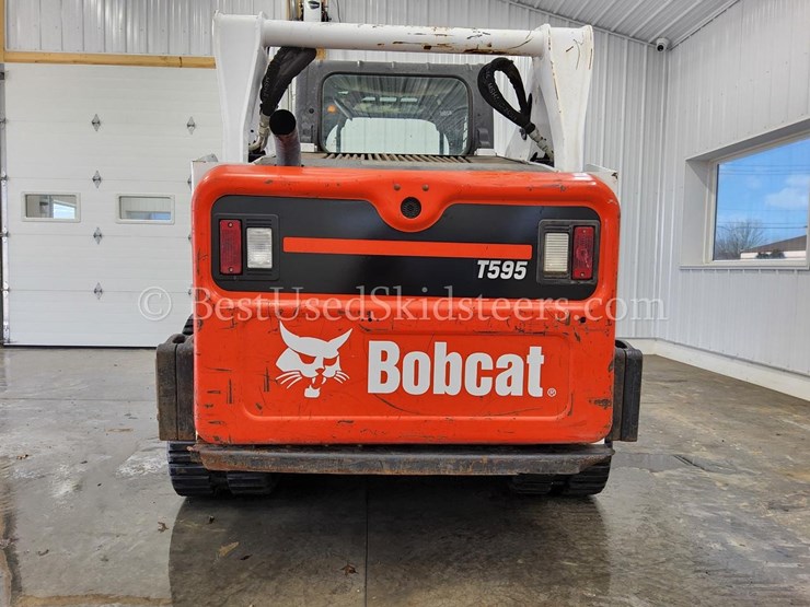 2019-bobcat-t595-image-4
