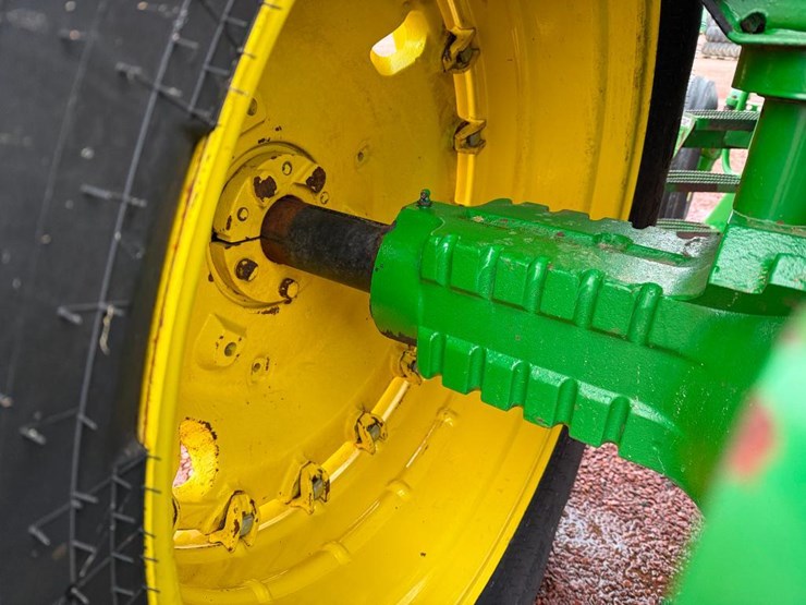 john-deere-4640-image-37