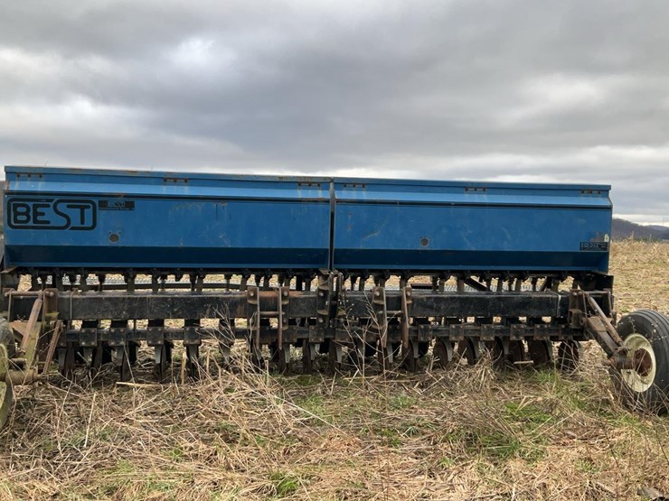 #704-•-best-grain-drill-image-2