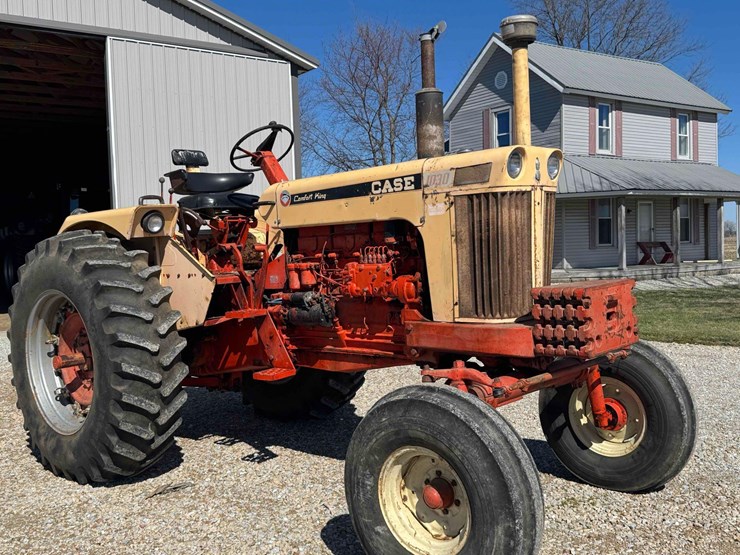 case-1030-comfort-king-tractor,-diesel,-wide-front,-18.4-34-tires,-5-front-weights,-2-remotes,-3pt.,-image-6
