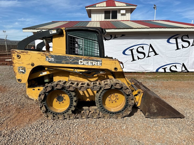 2006-deere-325-image-6