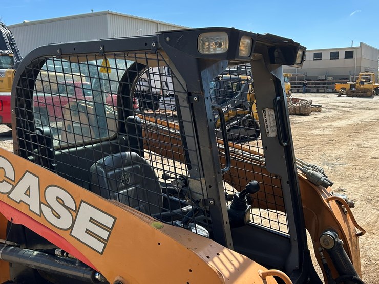 2019-case-tr270-image-36