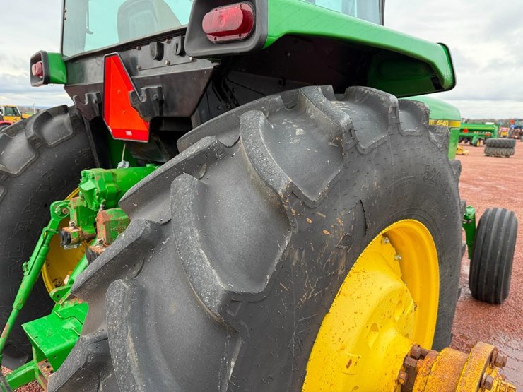john-deere-4640-image-10