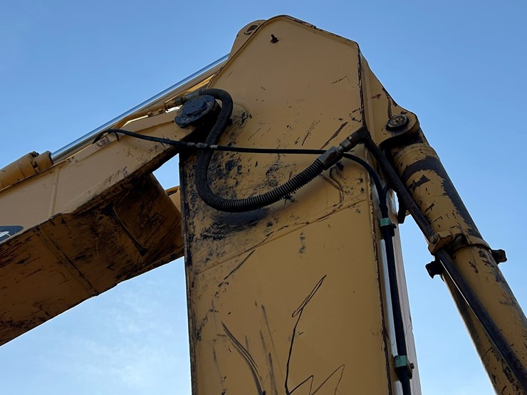 2004-caterpillar-321c-image-29