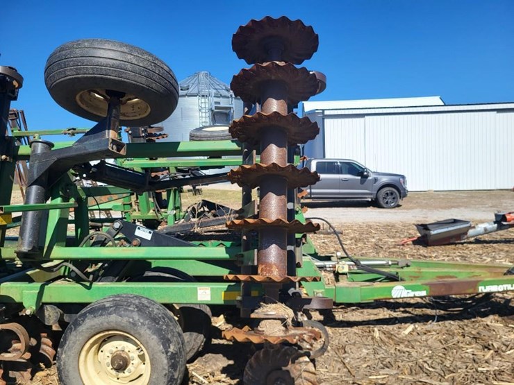 great-plains-2200tt-image-62